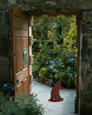 Bulldog in Acciaio Corten – Scultura Decorativa Artigianale